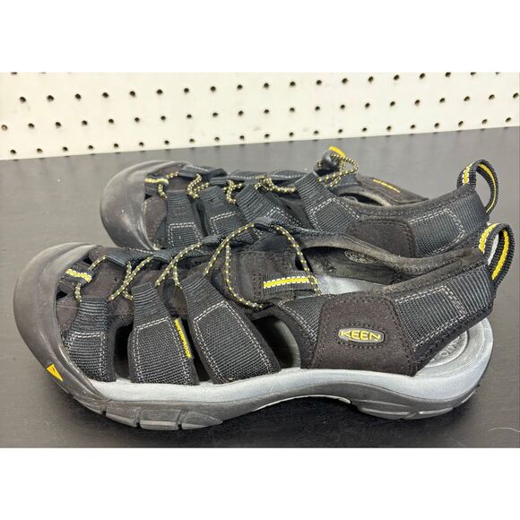 Keen Mens Newport H2 Sandals size 10 main image 4